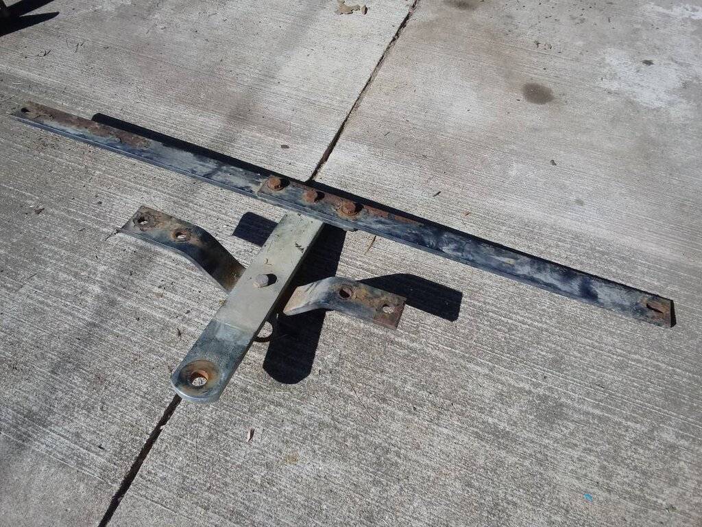 Late 1960s Plymouth Fury Class II hitch - $35 (Florissant).jpg