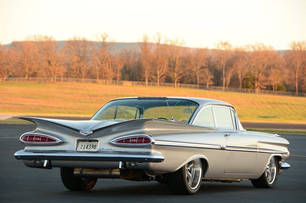 007-1959-impala-chevrolet-silver-348-409-injection.jpg