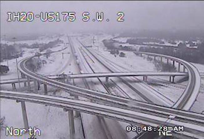 02-17-21.Texas.Snow.Highway.001.jpg