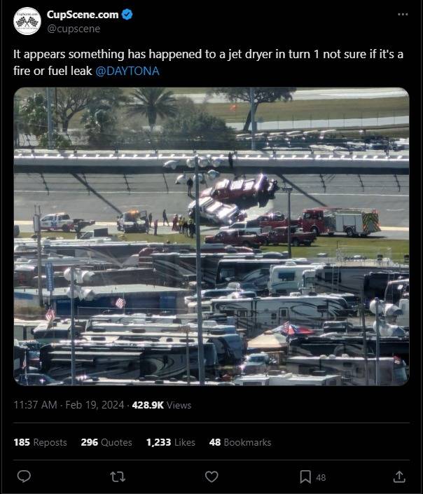 02-20-24.CupScene.com on X_It appears something has happened to a jet dryer in turn 1.twitter....jpg