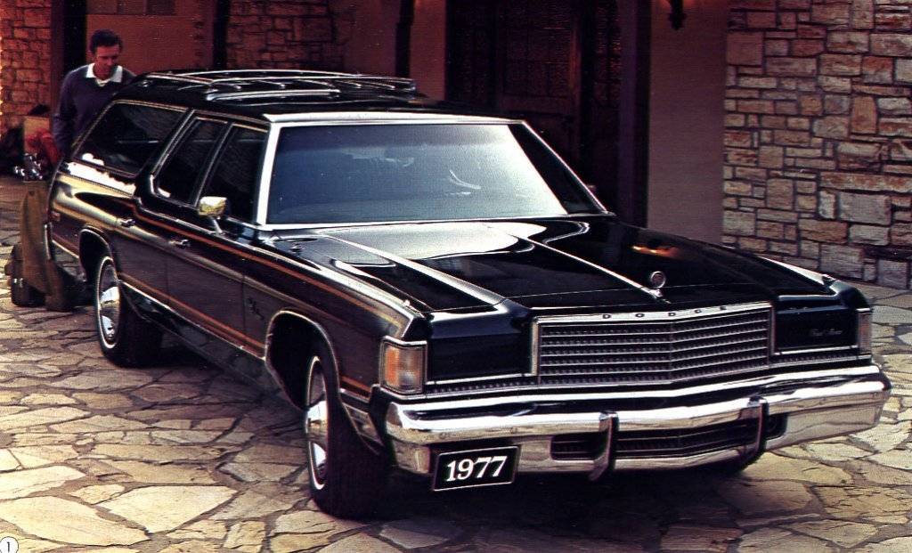 05 1977 Dodge Monaco.jpg