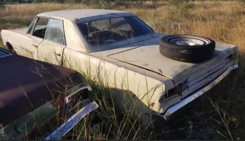 07-04-21.1968 Plymouth Fury III 2dr HT 383 NO TITLE Abilene Texas $400.www.facebook.com.004.jpg