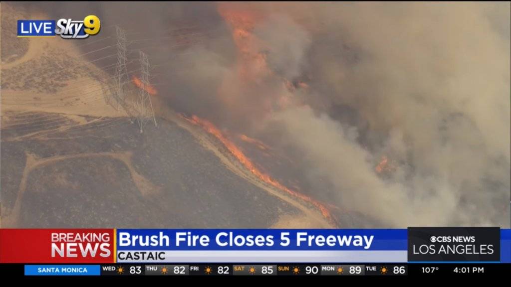 08-31-22.FOX 10 Phoenix LIVE Castaic Southern California brush fire.004.jpg