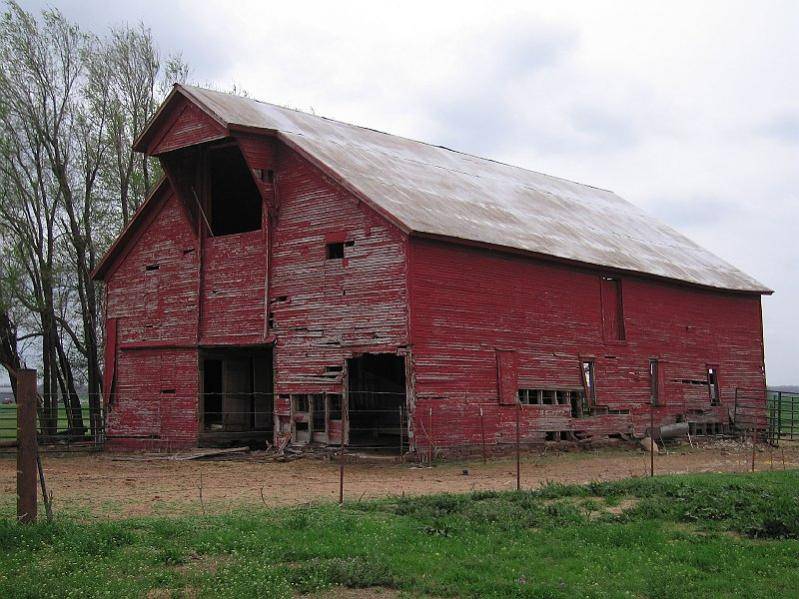 11A-Old-Red-Barn-East-Britton-and-Midwest-Blvd.-looking-southeast-mid-shot.jpg