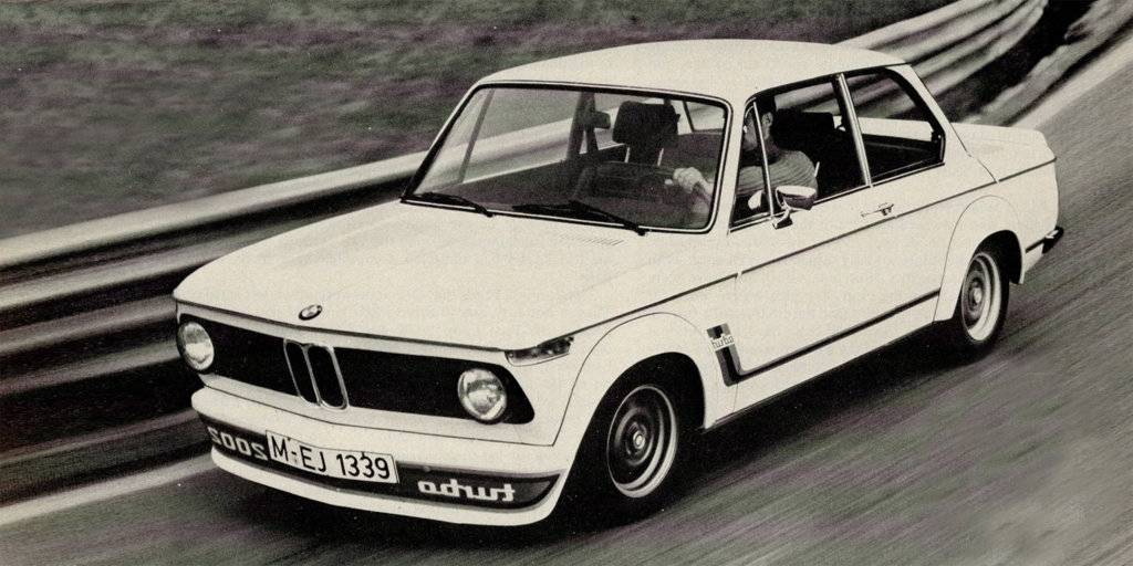 1487045228-bmw2002turbo001.jpg