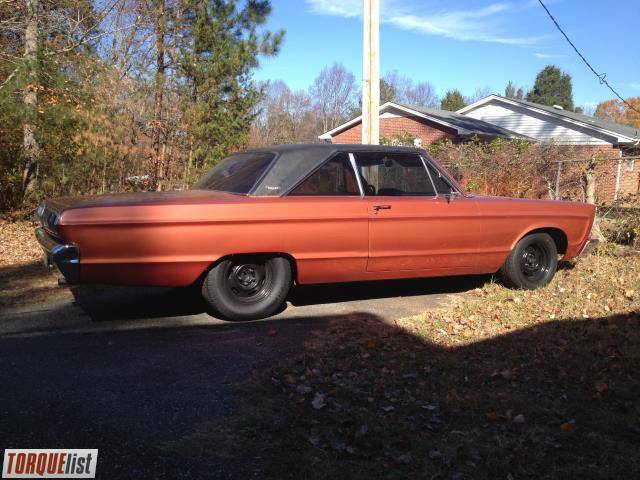 1544_02_1966_plymouth_fury_v_i_p__640.jpg