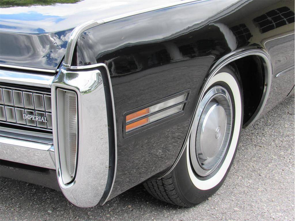 17247391-1972-chrysler-imperial-lebaron-std.jpg