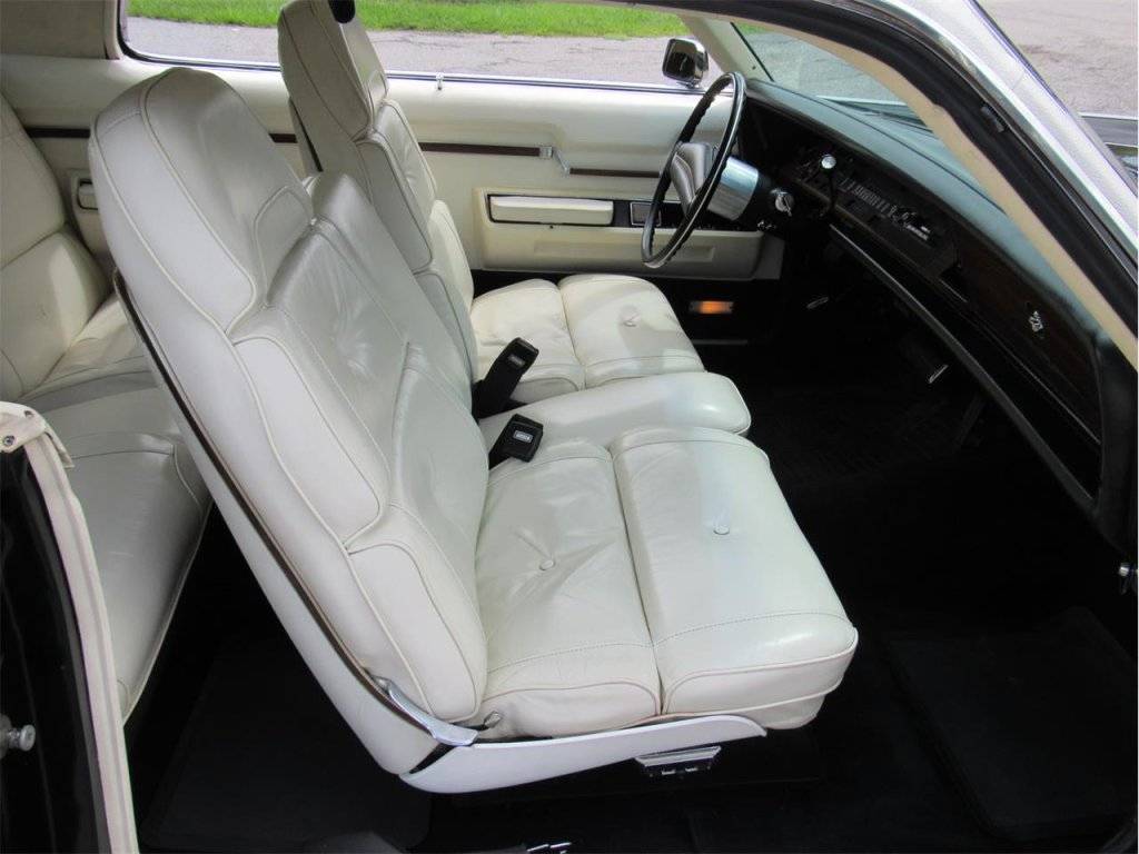 17247412-1972-chrysler-imperial-lebaron-std (1).jpg