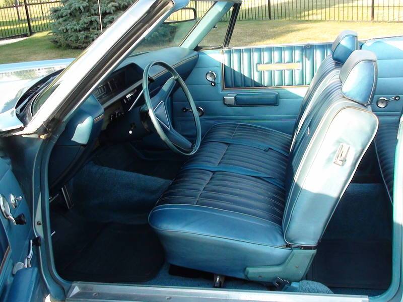 173679 2011 left front bench.jpeg