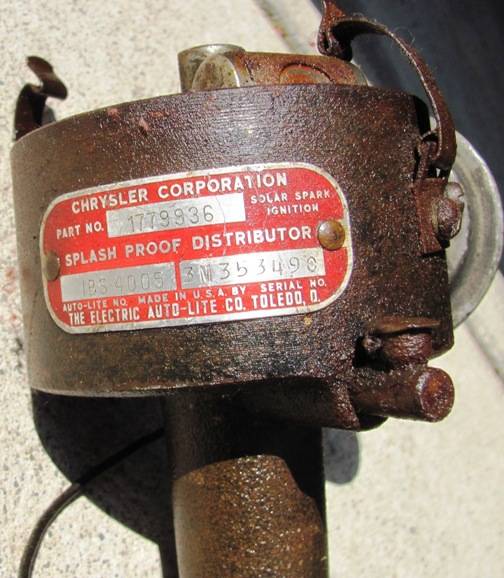 1779936 mopar distributor.JPG