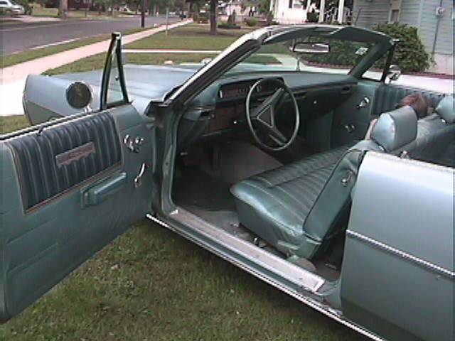 188802 2002 interior.JPG