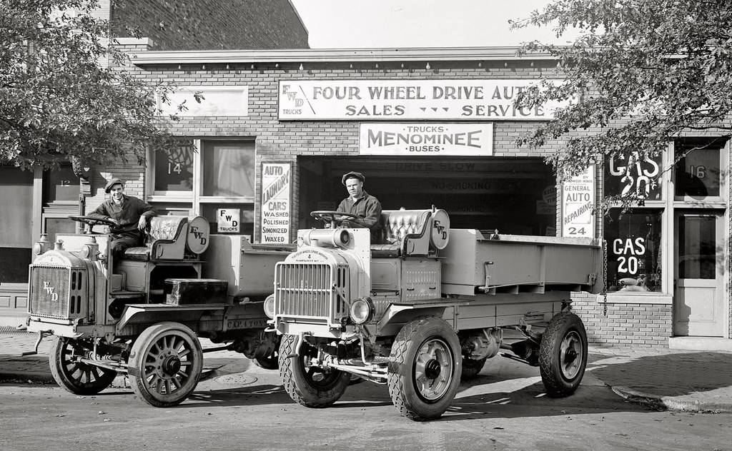 1927+four+wheel+drive+auto+company.jpg
