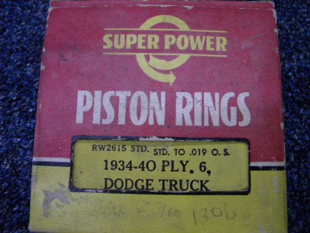 1934-1940 Plymouth piston rings.box.jpg