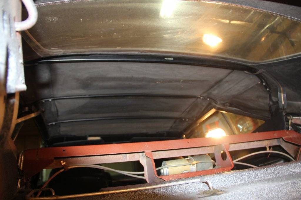 193510 2015 top pump from trunk.JPG