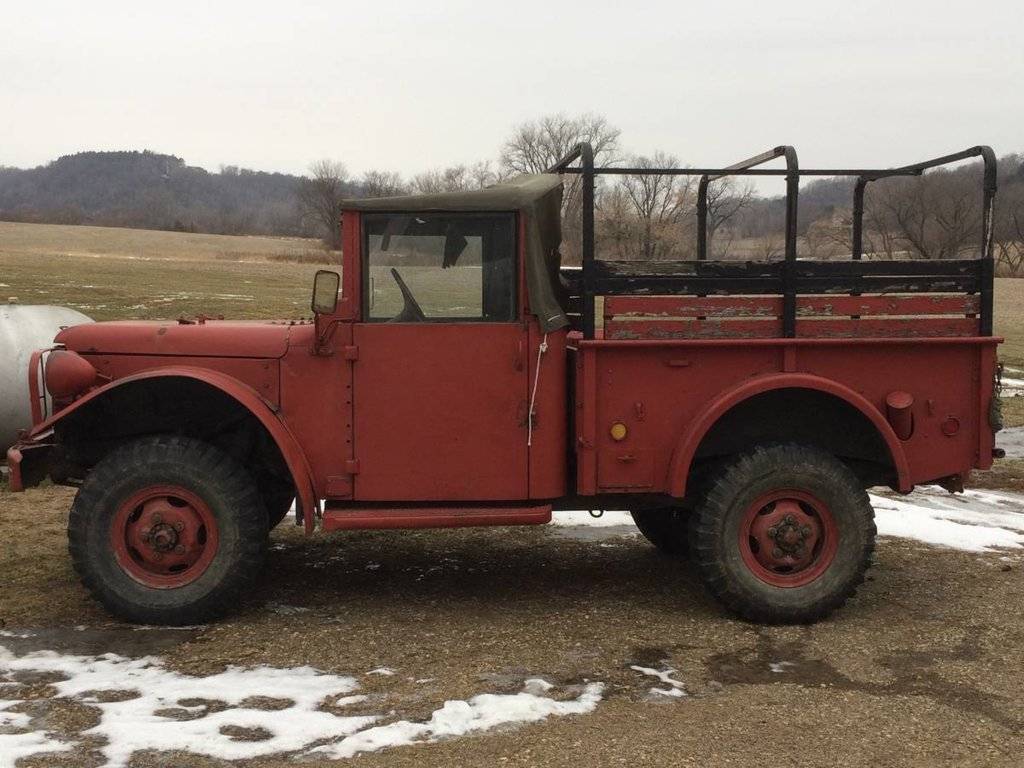 1952-dodge-power-wagon-m37-002-jpg.jpg