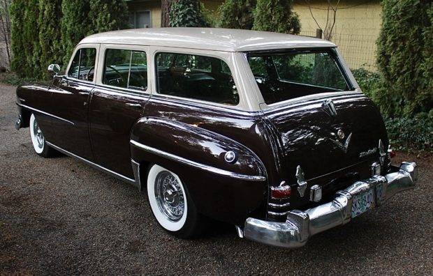 1953_chrysler_town__country_15411455878495d565ef6fullsizeoutput_26fb-620x396.jpg