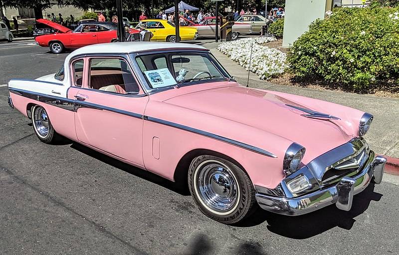 1955_Studebaker_Commander.jpg