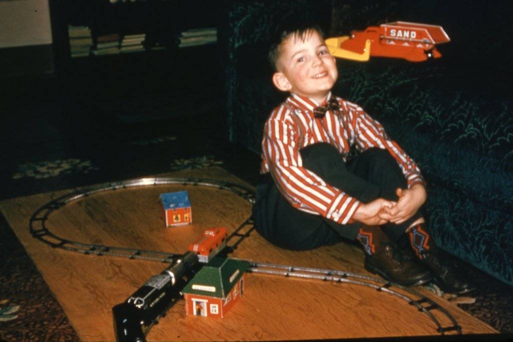 1956 12 Lindsay and his train.jpg