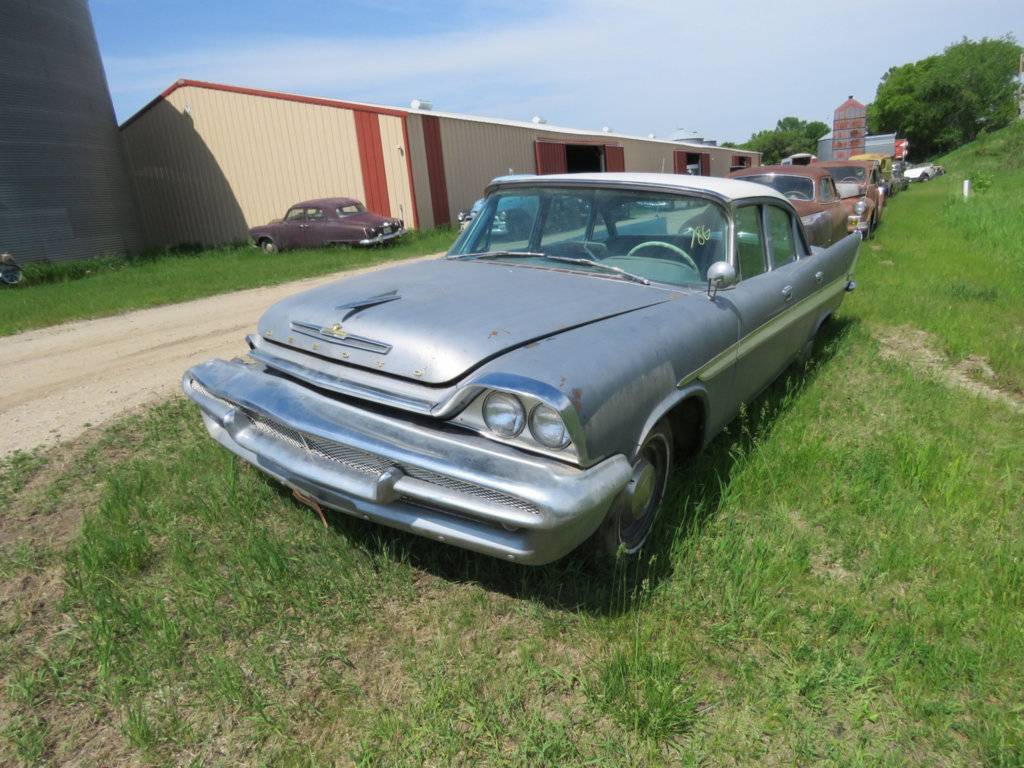 1957.DeSoto.Firedome.4dr.jpg