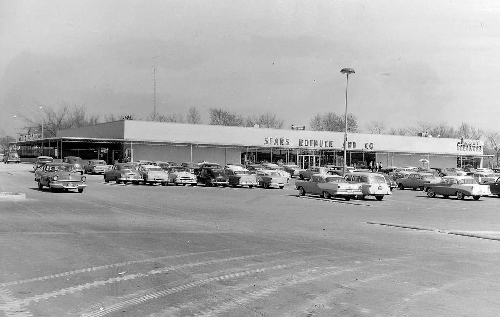1957_Sears_Berwyn_Cermak_Plaza%2Ba.jpg