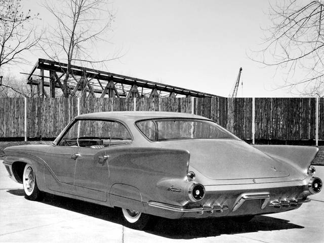 1958_Chrysler_Imperial_D'Elegance_Concept_02.jpg