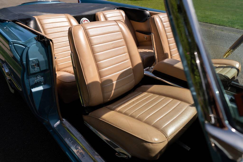 1960_chrysler_300f_convertible_163042532433ca09b12B-Seats-Passenger.jpg