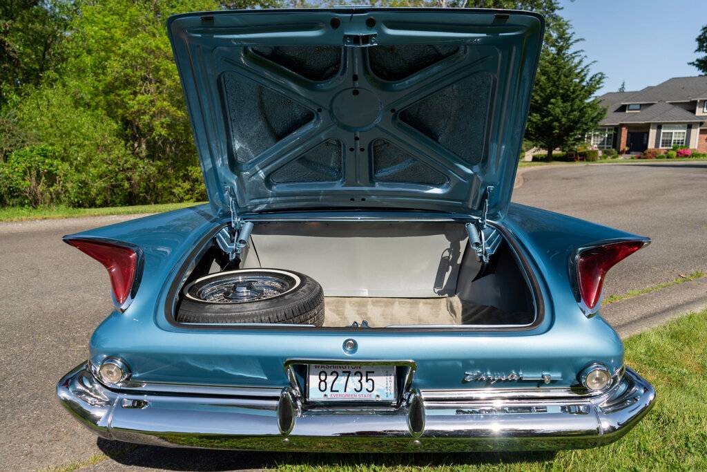 1960_chrysler_300f_convertible_1630425468633ca025A-Trunk.jpg