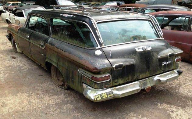 1962-Chrysler-Newport-Wagon-2-e1566924197459-630x390.jpg