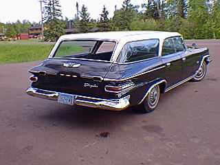 1962_Chrysler_New_Yorker_rear.jpg