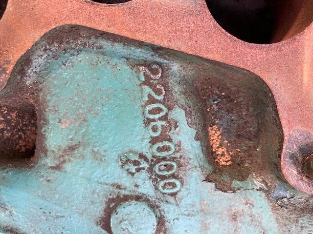 1963 Chrysler 4 barrel intake manifold.jpg