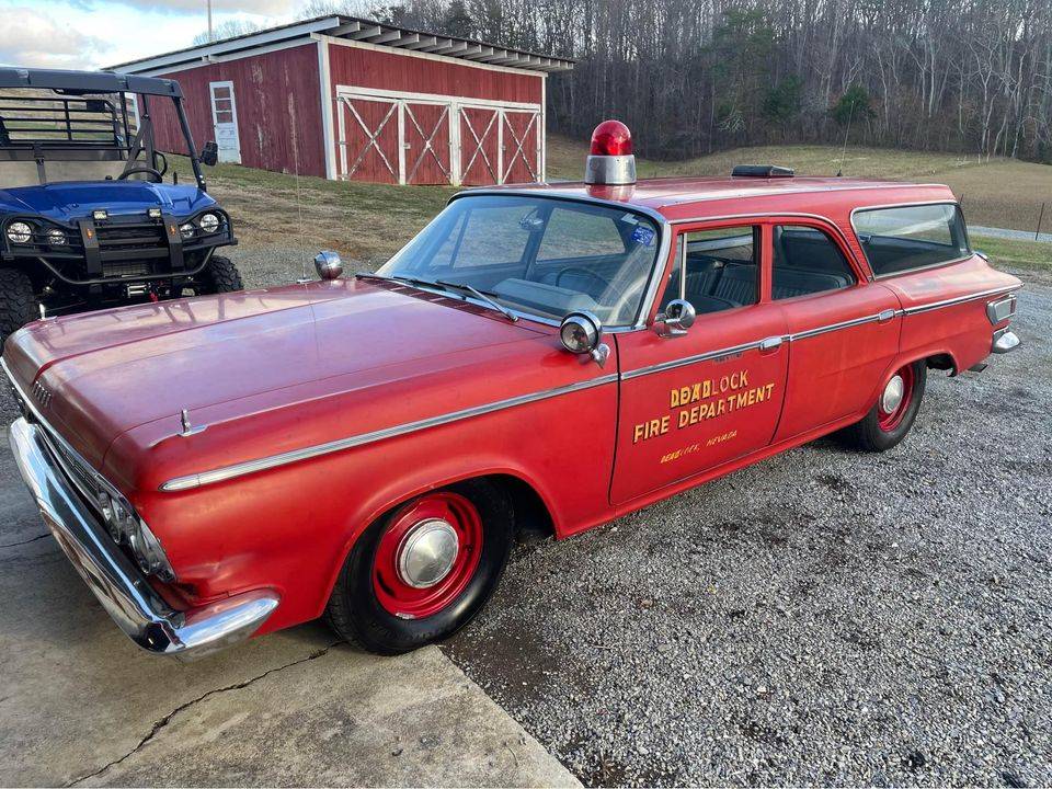 1964 Dodge 880 w383 Former Air Force Ambulance.001.jpg