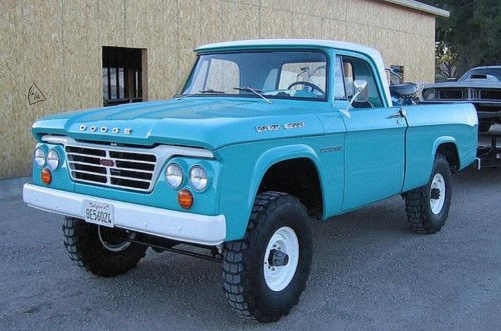1964 Dodge W100 PowerWagon.jpg