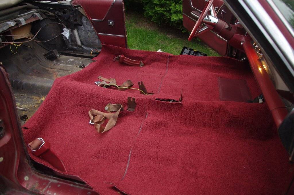 1965 Chrysler new carpet 06 23 2019 b.JPG