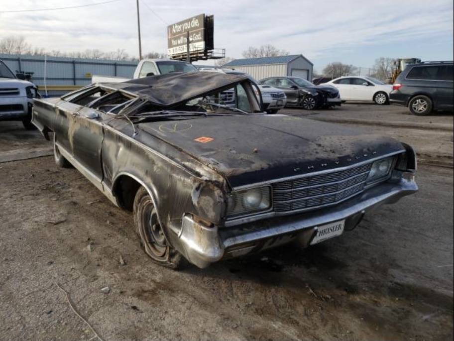 1965 Chrysler New Yorker - $1 (Central phx).001.jpg