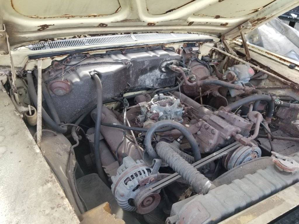 1966 Imperial Engine from right 2.jpg