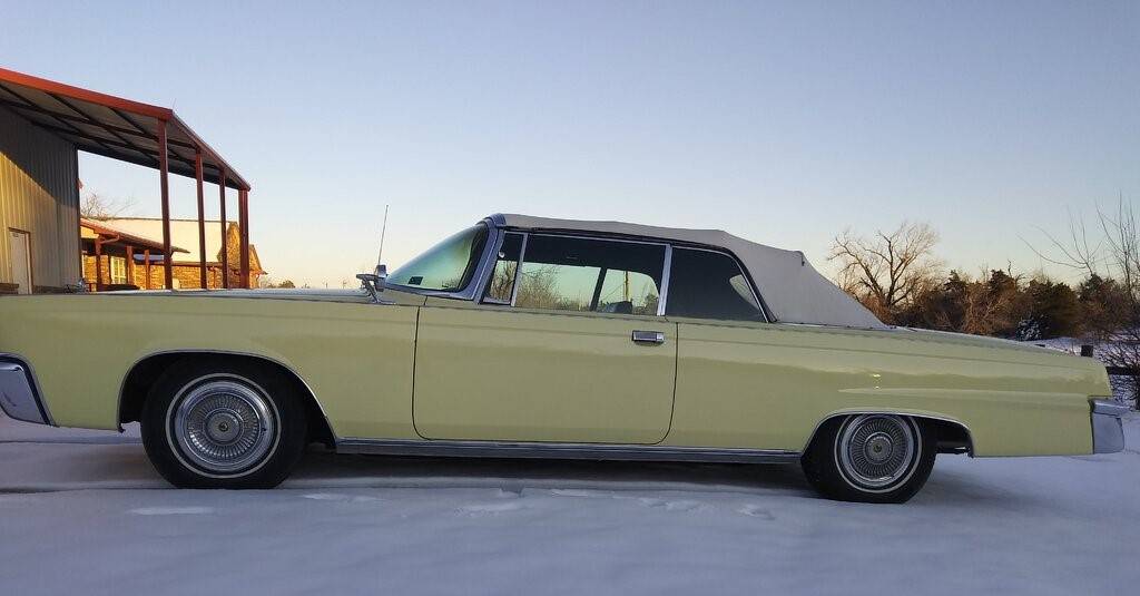 1966 Imperial snow2 (2).jpg