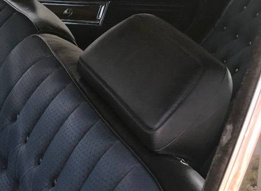 1967 CHRYSLER IMPERIAL LEBARON.HEADREST.jpg
