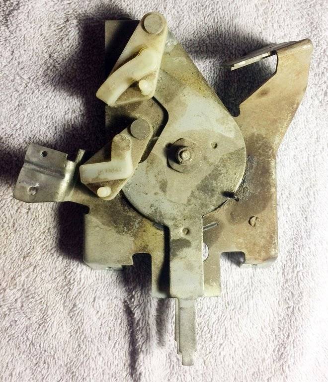 1967 Plym Heater Control 1.JPG