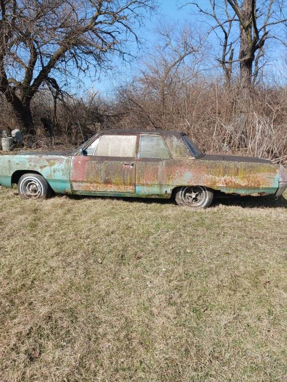 1967 Plymouth Fury 1 2dr 383 3 speed on column.007.jpg