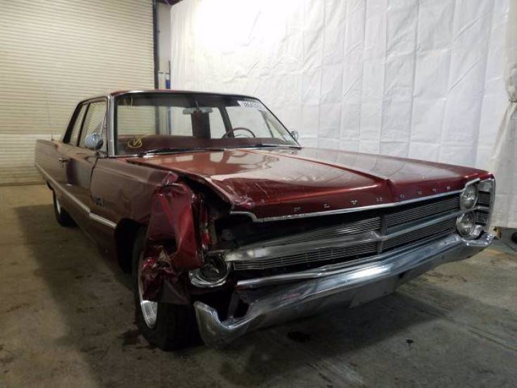1967-Plymouth-Fury-CRASH-american-classics.jpg