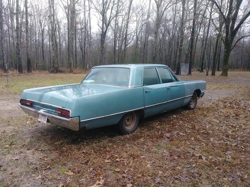 1967 Plymouth Fury I 4dr FB Marketplace.in Flippin, AR.002.jpg