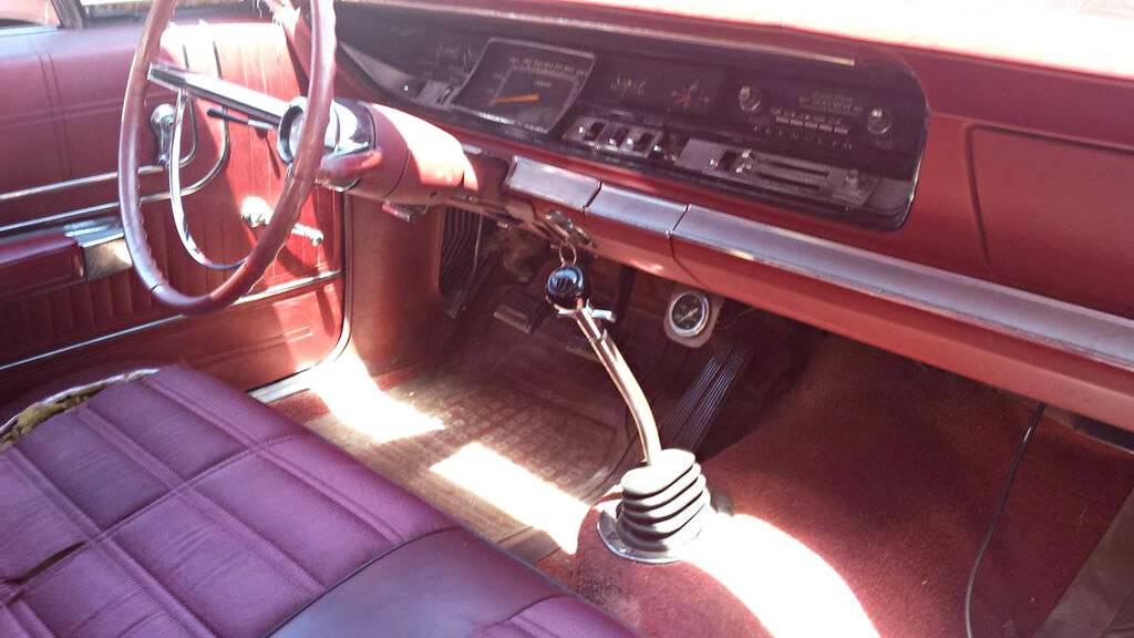 1967 Plymouth Fury III 383 4spd 4dr sdn red.003.jpg