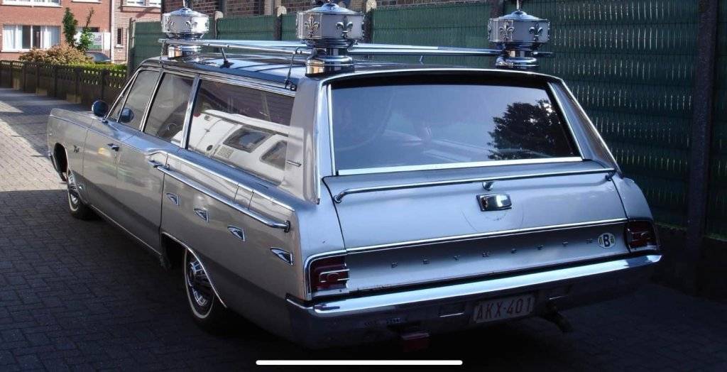 1967 Plymouth Fury Station Wagon Funeral Car In Belgium.002.jpg