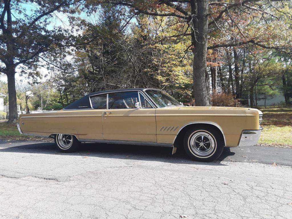 1968 Chrysler 300 2DR Hardtop 4spd.020.jpg