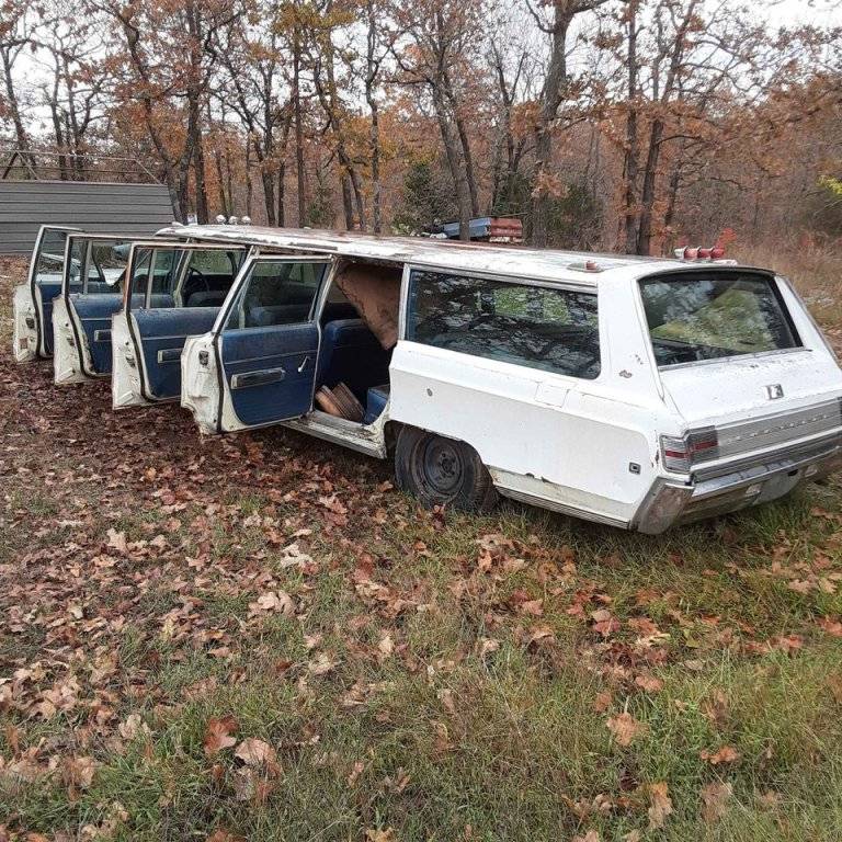 1968 Chrysler airport limo 2.jpg