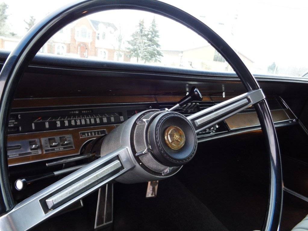 1968 Imperial Lebaron R code Burgundy Metallic 9.jpg