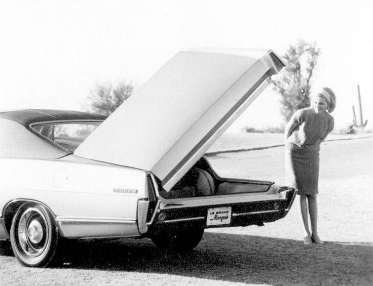 1968 Mercury Le Grand Marquis Concept Car.Hatch.Trunk.B&W.jpg