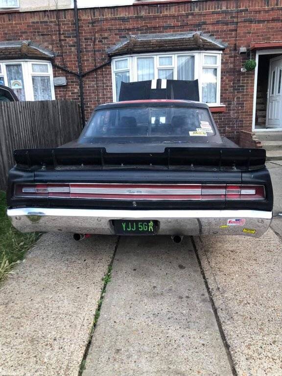 1968 Plymouth Fury General Lee.002.jpg