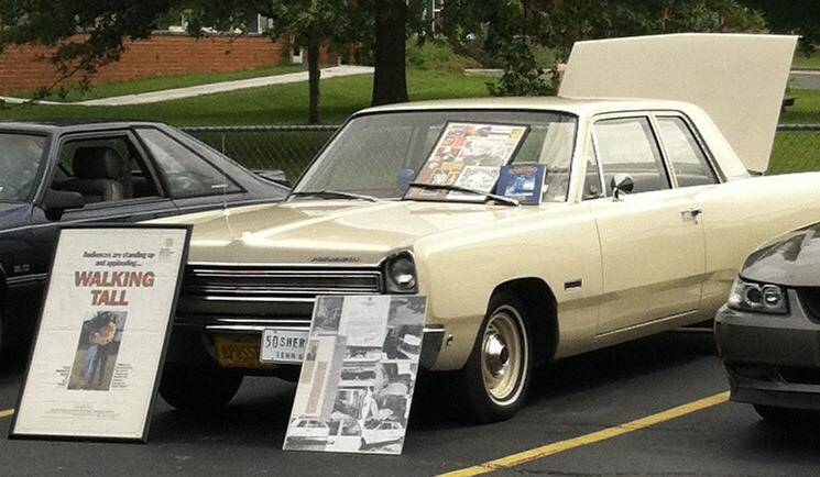 1968-Plymouth-Fury.I-Buford-Pusser.Tribute.Car.At.Show.jpg