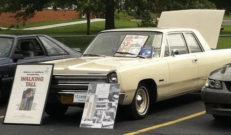 1968-Plymouth-Fury.I-Buford-Pusser.Tribute.Car.At.Show.jpg